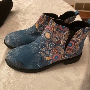 Custom Printed Ladies Booties 100% Vegan NWT